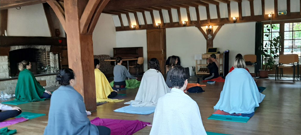 yoga cours collectif salle hardricourt